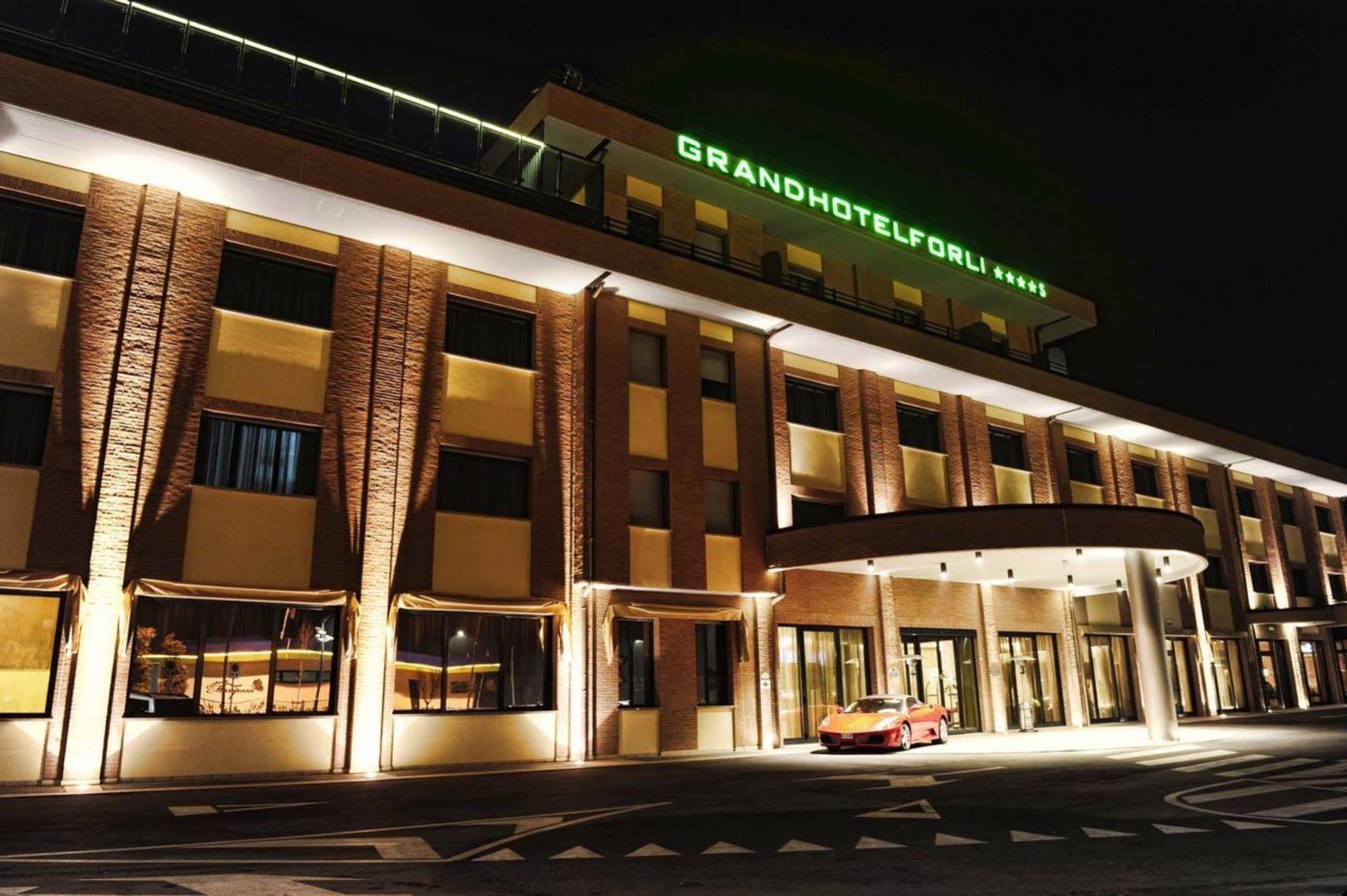 Grand Hotel Forlì Exterior foto